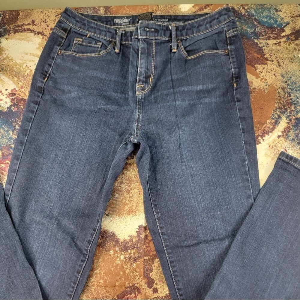 Mossimo Curvy Bootcut Mid Rise Jeans Size 6R Women's Dark Wash Stretch Denim